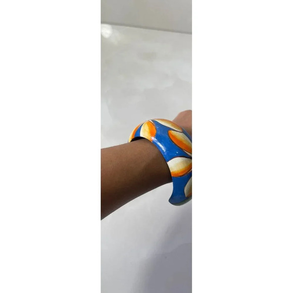 Womens Wooden Cuff Bangle Bracelet Hawaiian Flower Style Multi - Picture 4 of 6